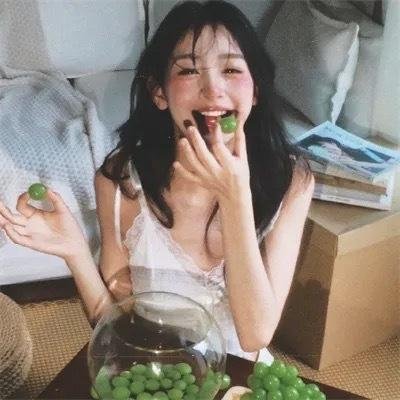 动态漫画·开局强吻裂口女